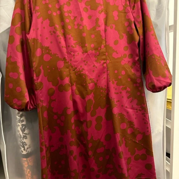 Dress - Picture 4 of 4